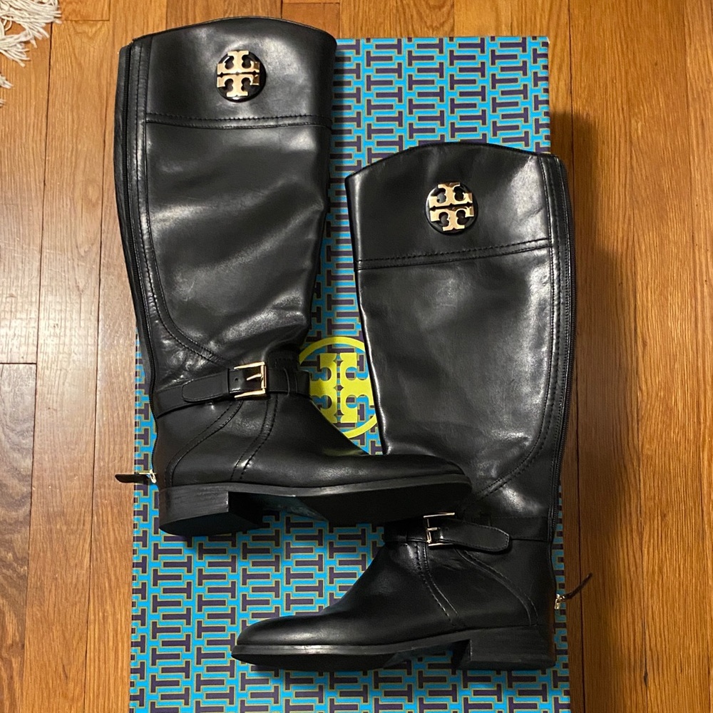 Black Leather Riding Boots - Picture 2 of 4